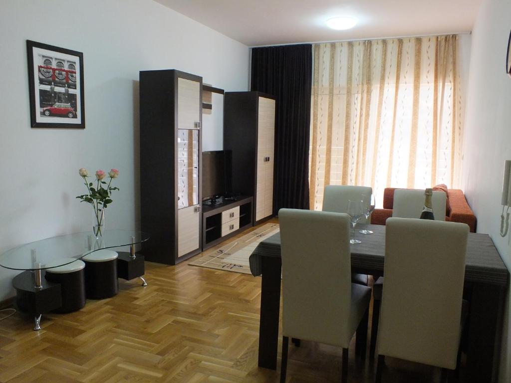 בודווה Monterus Becici Apartments מראה חיצוני תמונה