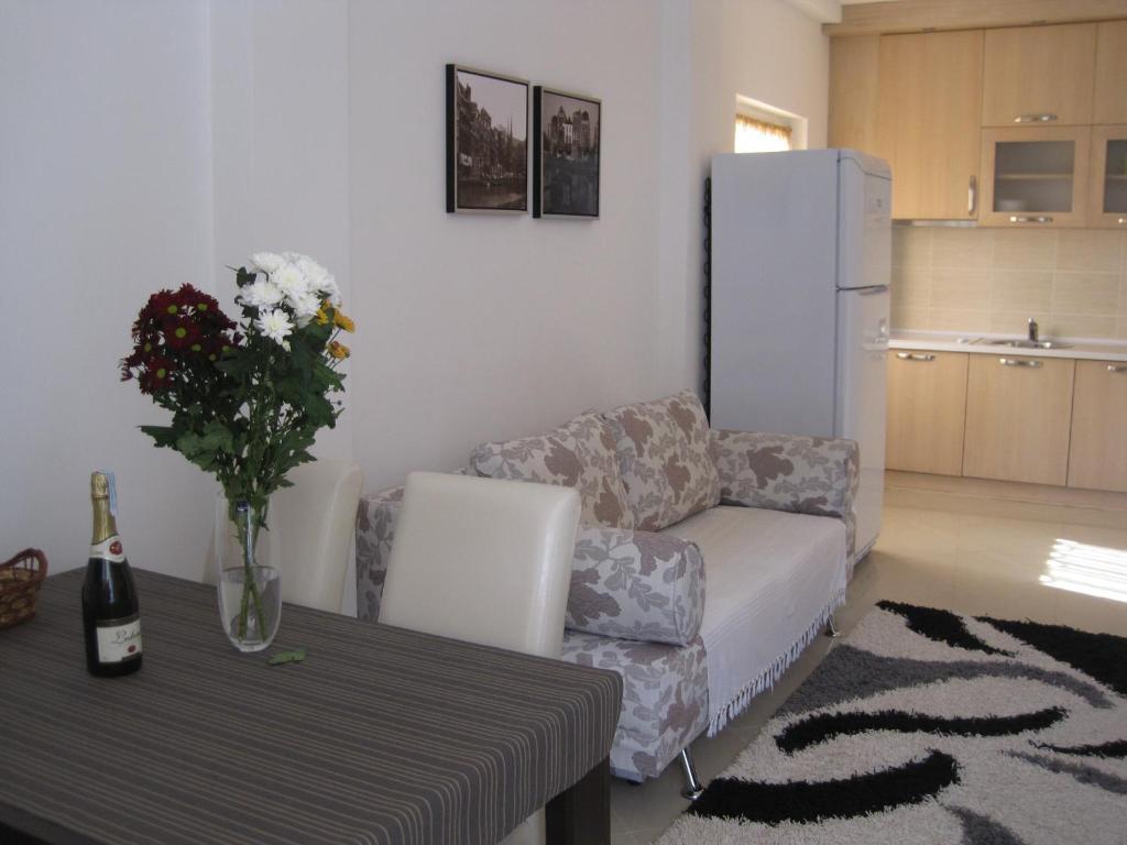 בודווה Monterus Becici Apartments מראה חיצוני תמונה